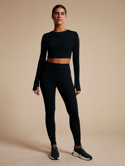 CONJUNTO BLUSA CROPPED MANGA LONGA CANELADA E CALÇA LEGGING CANELADA PRETO KIM