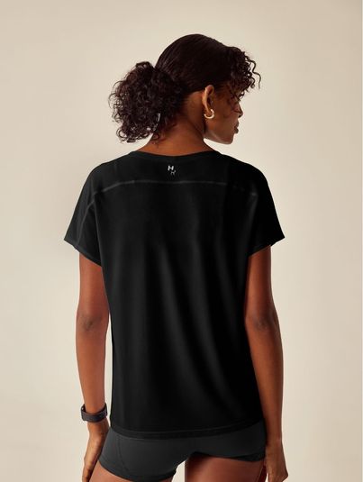 T-shirt Manga Curta Oversized Preto