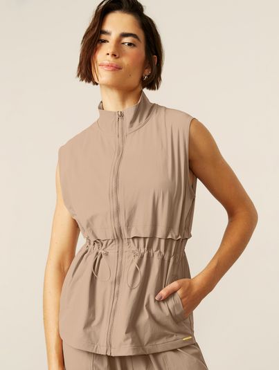 Colete Com Zíper E Regulagem Bege Panama 1