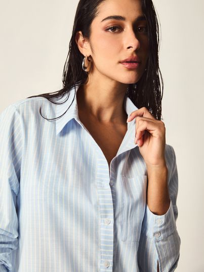 Camisa Alongada Oversized Manga Longa Listrada Listras Branco E Azul Malibu 4