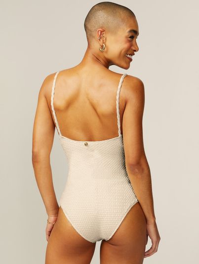 Maiô Meia-taça Alças Finas Com Aviamento Off White Vanilla